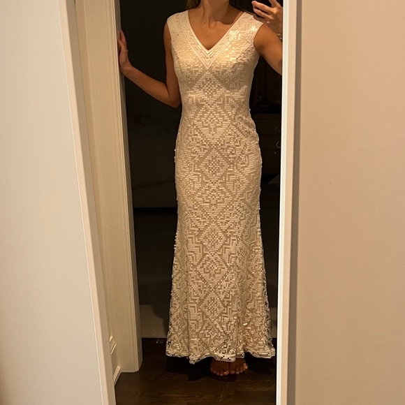 NWT Tadashi Shoji Milani Gown - Picture 7 of 9